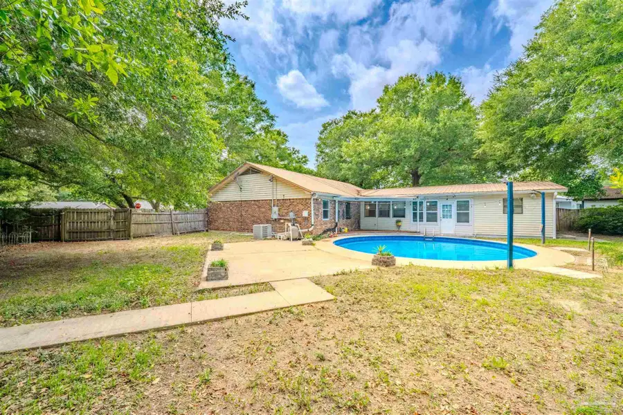 5800 Wickford Ln, Pensacola, FL 32526 - #2