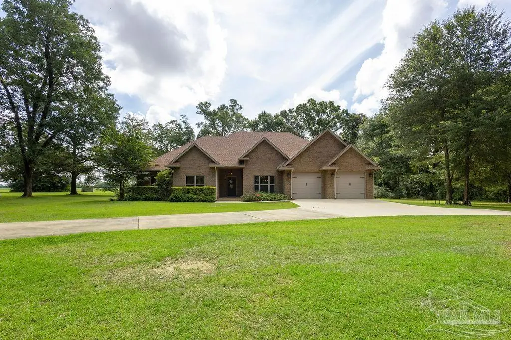 4254 Spring St, Jay, FL 32565 - #1