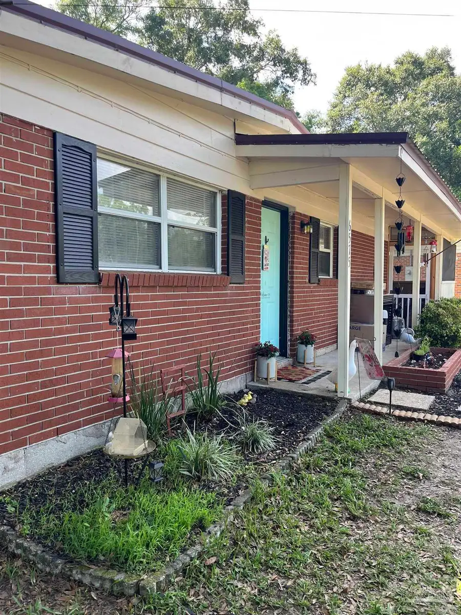6575 Julia Dr, Milton, FL 32570 - #3