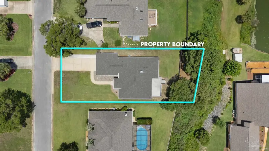 2704 Creeks Edge Ln, Navarre, FL 32566 - #3