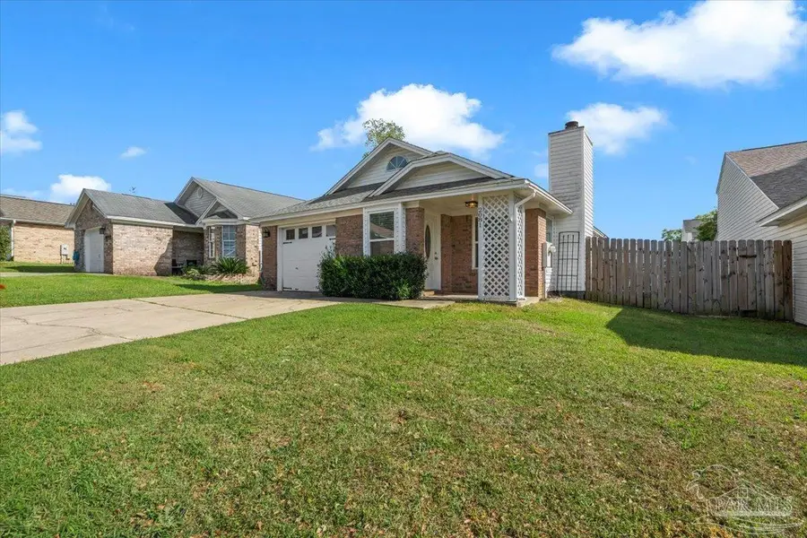 2081 Cambridge Cir, Pensacola, FL 32514 - #2