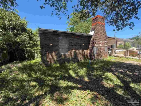 222 Ada Wilson Ave, Pensacola, FL 32507