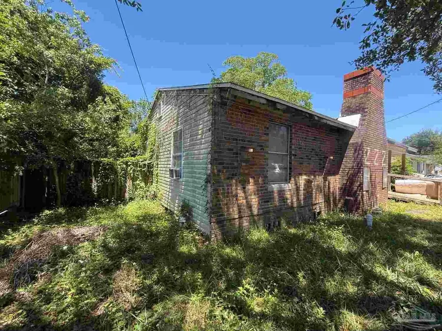222 Ada Wilson Ave, Pensacola, FL 32507 - #2