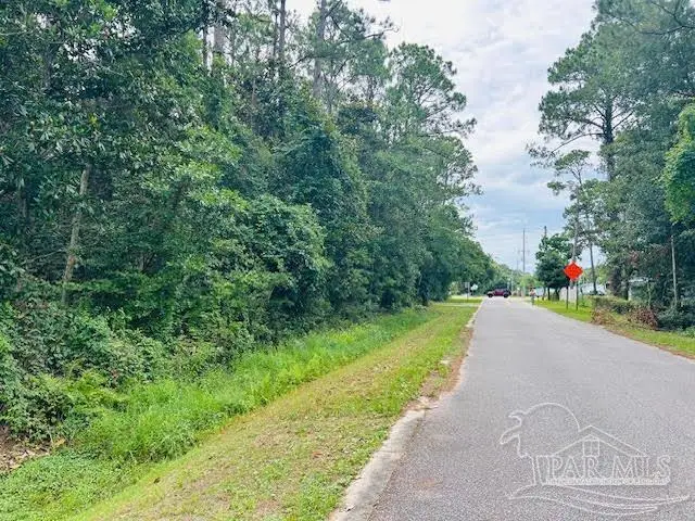 2615 Wade Ave, Pensacola, FL 32507 - #3