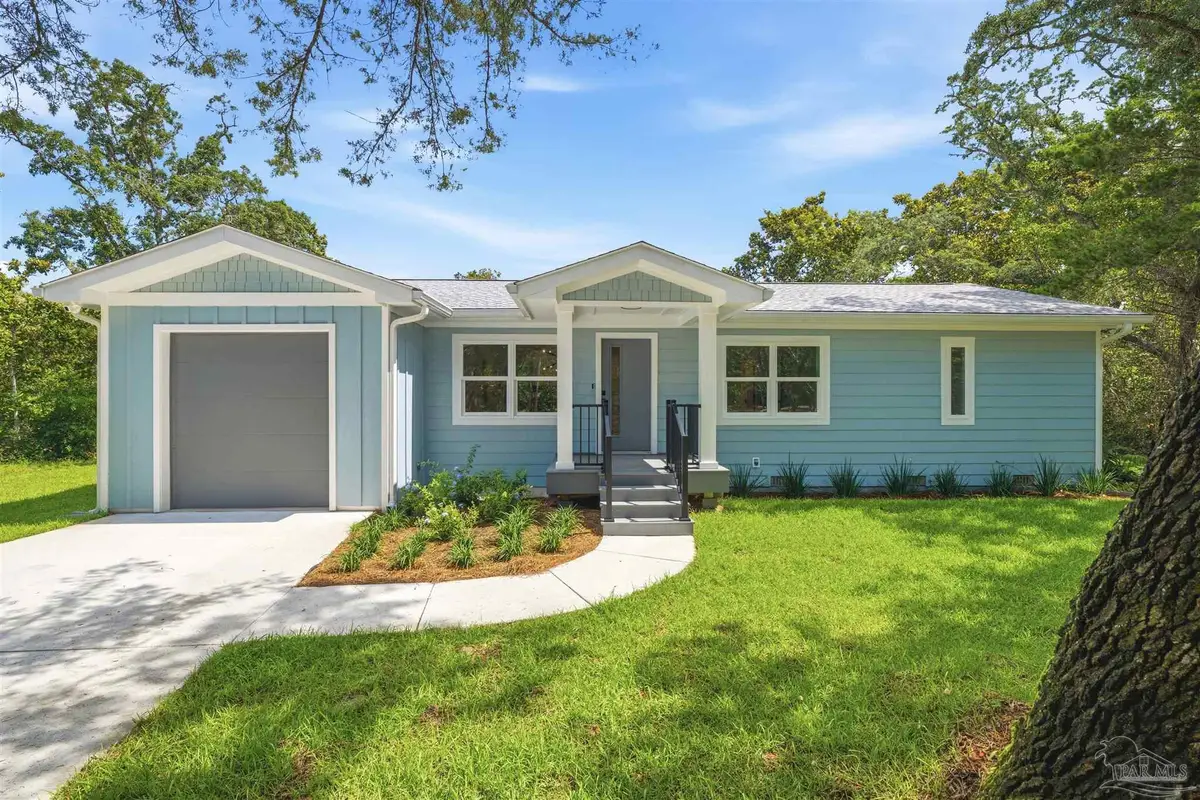 5456 Spruce St, Gulf Breeze, FL 32563 - #1