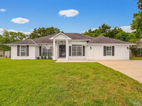 4647 Winterdale Dr, Pace, FL 32571