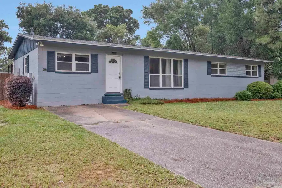 724 Woodmere Dr, Pensacola, FL 32503 - #2