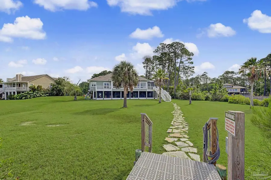 4501 Bayside Dr, Milton, FL 32583 - #3