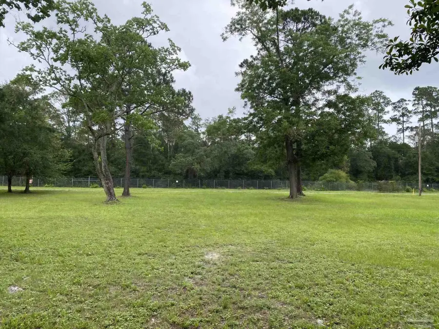 3339 Burns Ave, Pensacola, FL 32507 - #2
