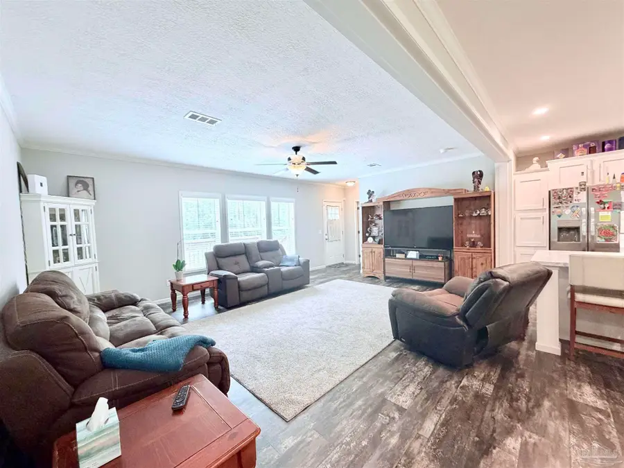 11431 Floridale Dr, Milton, FL 32583 - #2