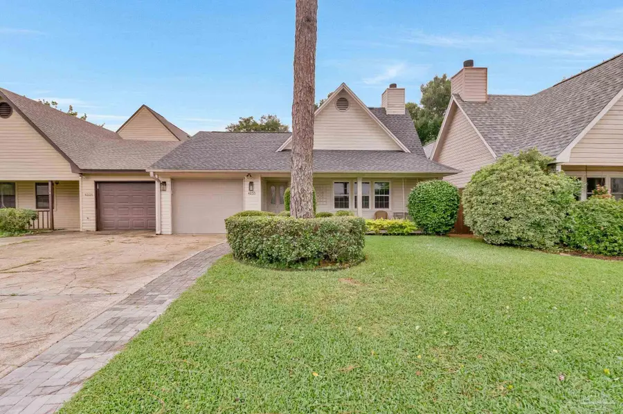 4233 Spanish Trail Pl, Pensacola, FL 32504 - #2