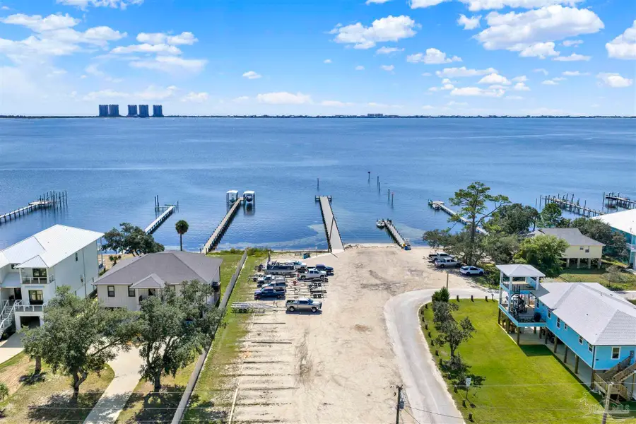 3195 Laurel Dr, Gulf Breeze, FL 32563 - #3