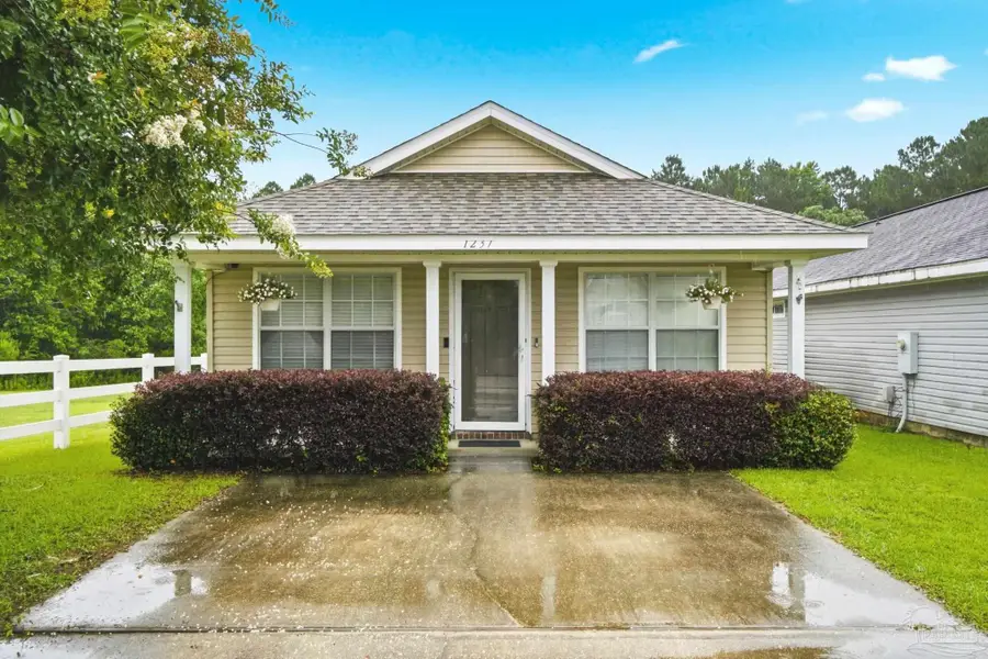 1237 Brownfield Rd, Pensacola, FL 32526 - #2