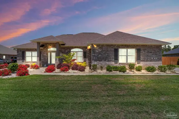 9185 Iron Gate Blvd, Milton, FL 32571