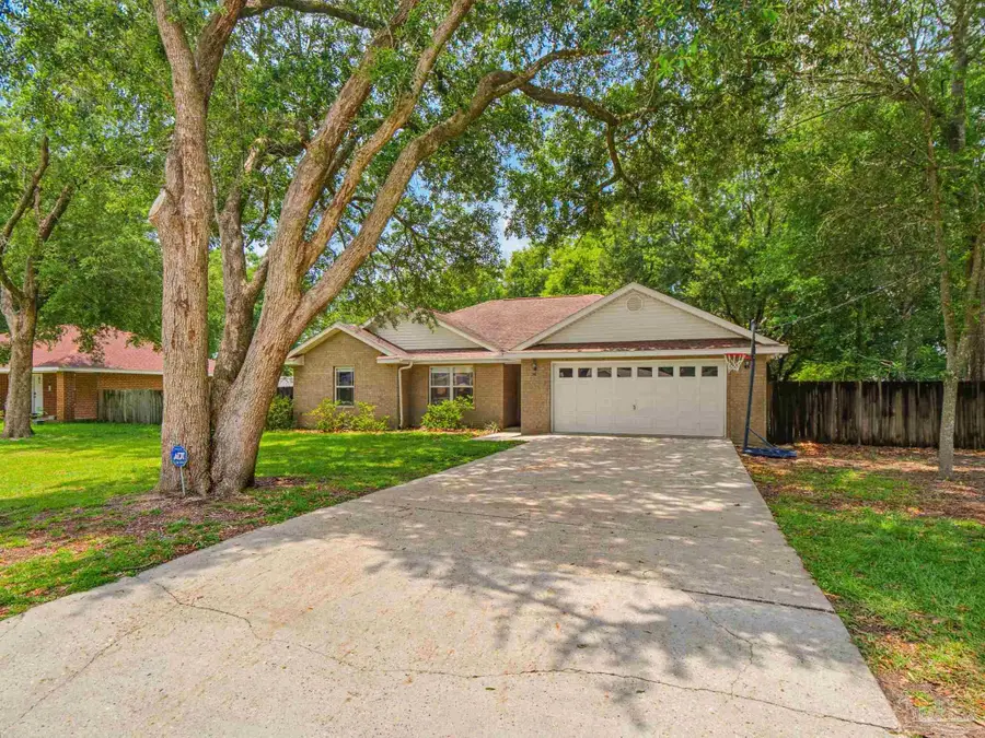 5567 Jones St, Milton, FL 32570 - #2