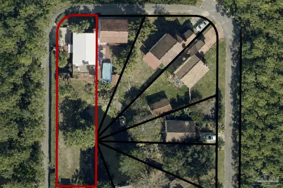 1834 W Smugglers Cove Dr, Gulf Breeze, FL 32563 - #3