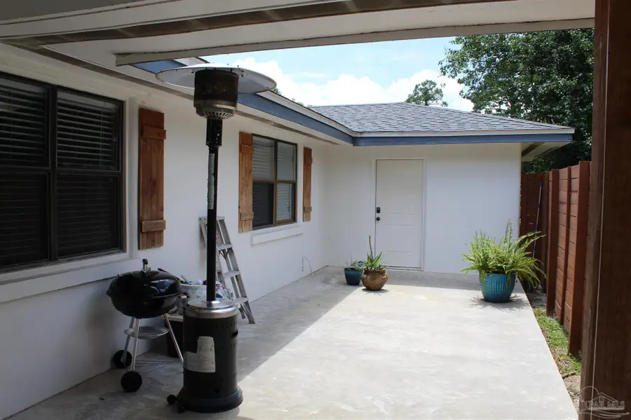 1975 Heinrich St, Pensacola, FL 32507 - #3