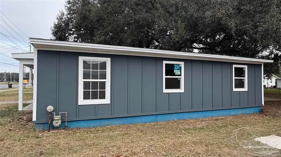 827 Michigan Ave, Pensacola, FL 32505 - #2