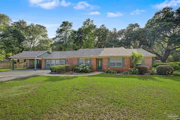 5601 Windermere Trace, Pace, FL 32571