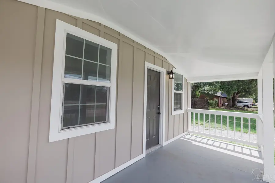 2002 W Gonzalez St, Pensacola, FL 32501 - #3