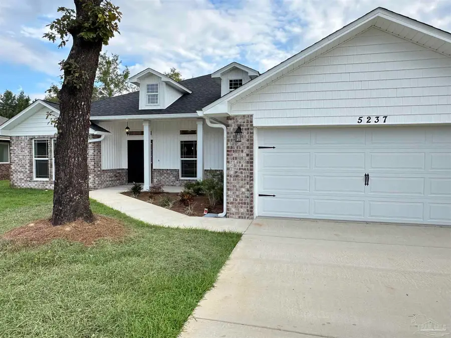 5195 Barnett Rd, Pace, FL 32571 - #3