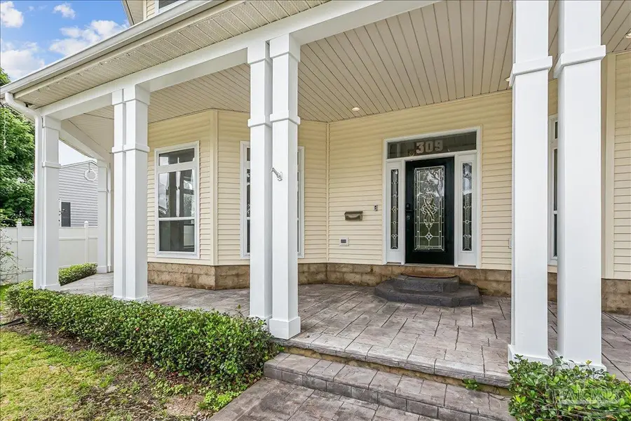 309 NW Syrcle Dr, Pensacola, FL 32507 - #3