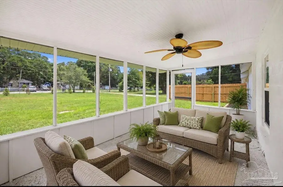 415 Colbert Ave, Pensacola, FL 32507 - #3