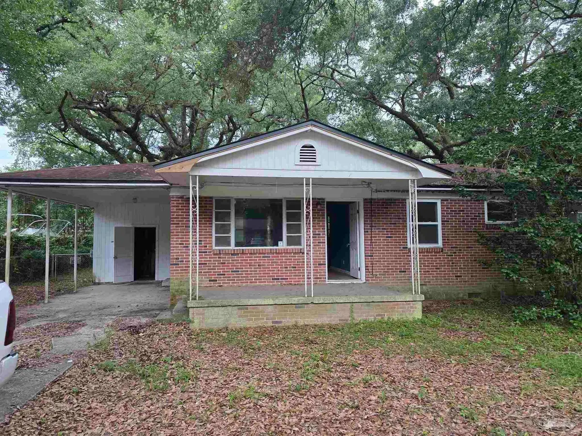 5843 Sanders Ave, Pensacola, FL 32504 - #1