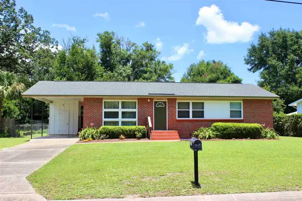 3820 Whispering Pines Dr, Pensacola, FL 32504