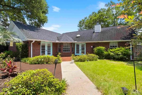 2778 Chickering Rd, Pensacola, FL 32514