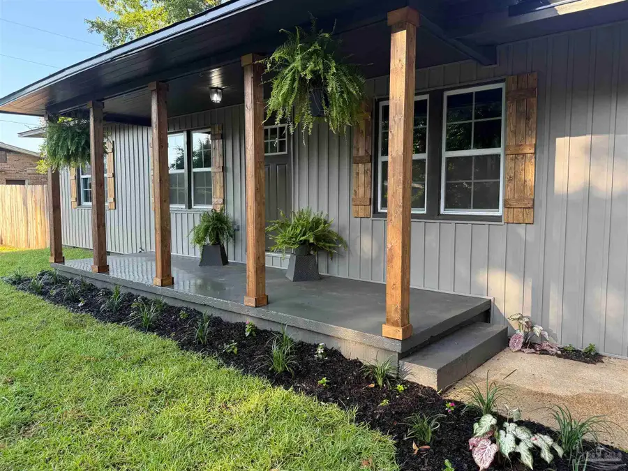 5338 Hutto Ln, Jay, FL 32565 - #2