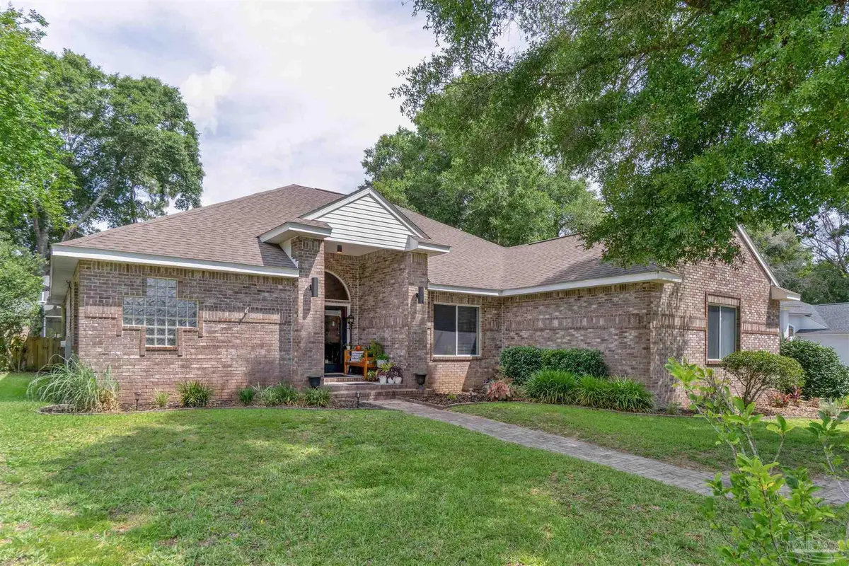 6044 Forest Green Rd, Pensacola, FL 32505 - #1