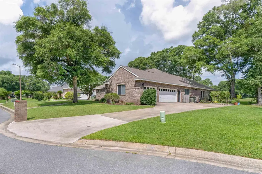 6044 Forest Green Rd, Pensacola, FL 32505 - #3