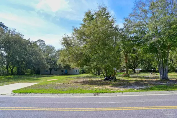 715 Decatur Ave #5 and 21, Pensacola, FL 32507