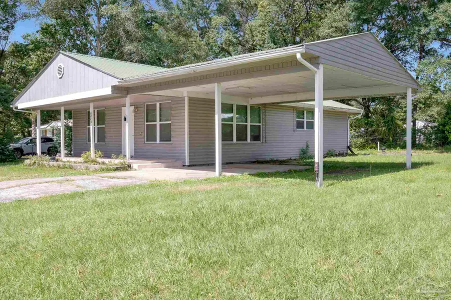 5411 Alabama St, Milton, FL 32570 - #2