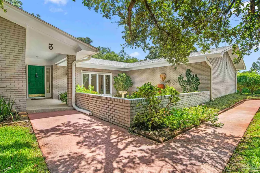 3 Navaho Dr, Pensacola, FL 32507 - #3