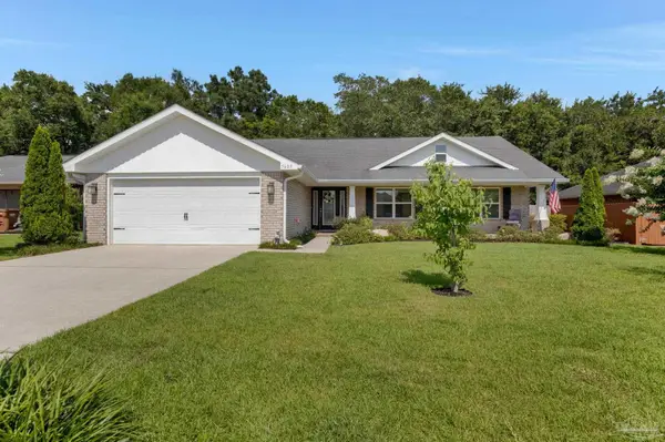 5605 Tucker Cir, Pace, FL 32571