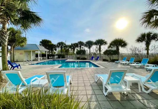 8436 Gulf Blvd #612, Navarre, FL 32566