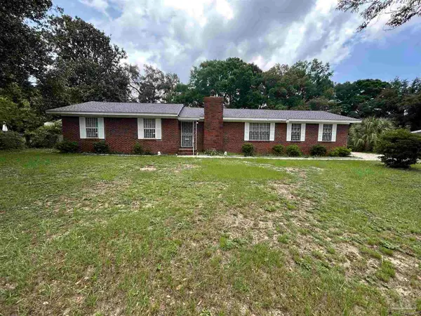 2820 Bayview Way, Pensacola, FL 32503