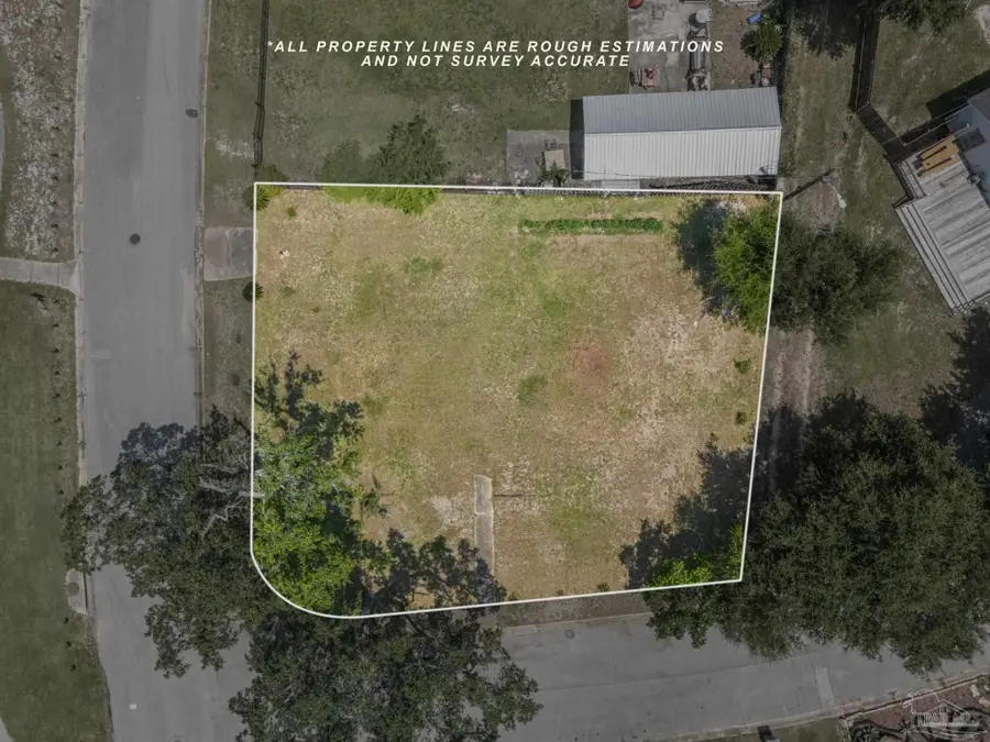 315 SE Kalash Rd, Pensacola, FL 32507 - #2