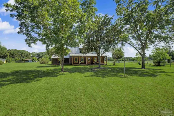 5922 Allentown Rd, Milton, FL 32570