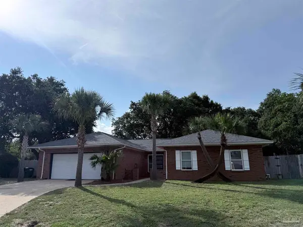 701 Southern Ct, Gulf Breeze, FL 32561