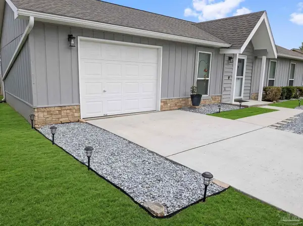 3900 Baywoods Dr, Pensacola, FL 32504