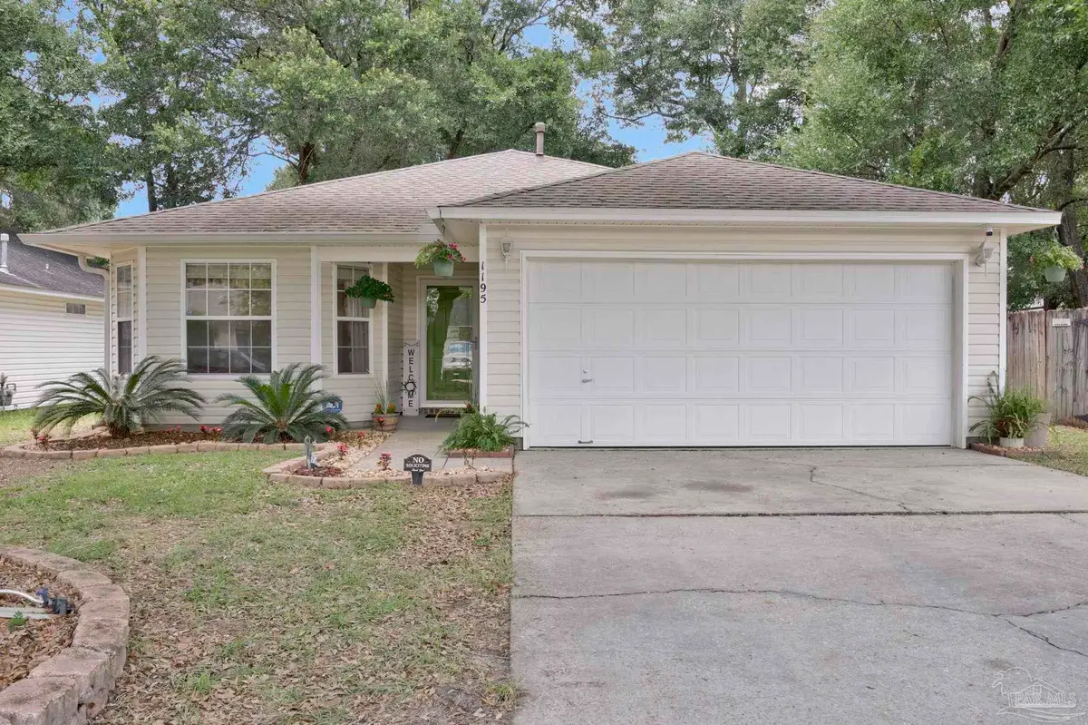 1195 Simpson St, Pensacola, FL 32526 - #1