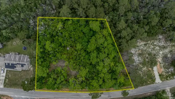 8574 Bay River Rd, Navarre, FL 32566