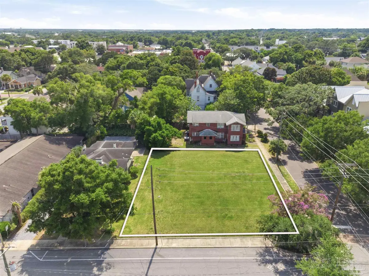 400 N Spring St, Pensacola, FL 32501 - #1