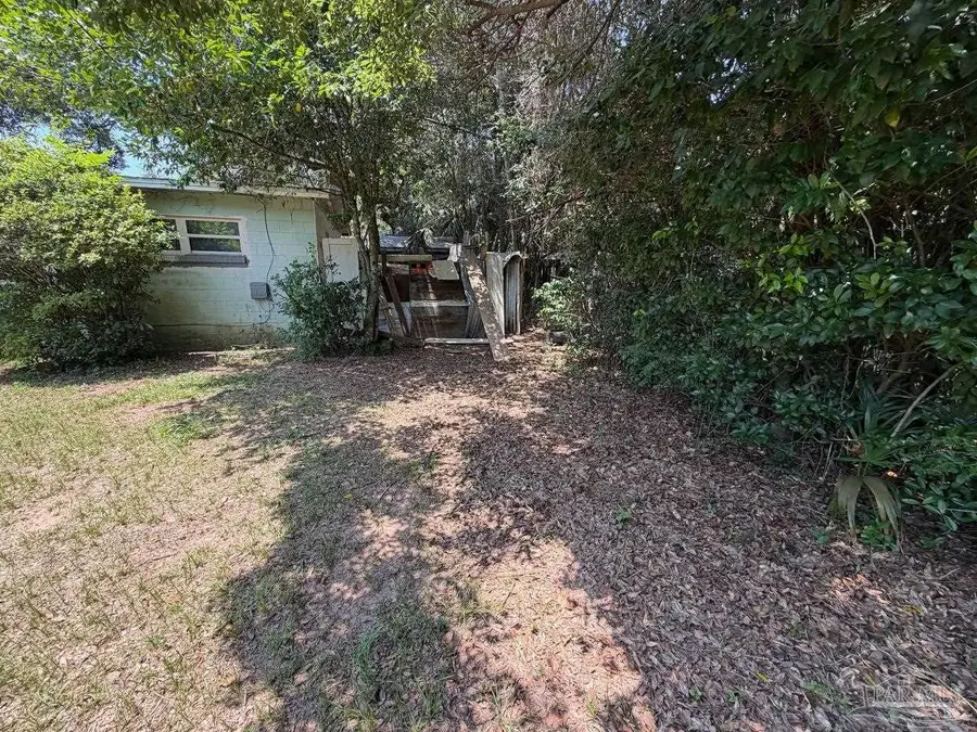 108 Tonawanda Dr, Pensacola, FL 32506 - #3