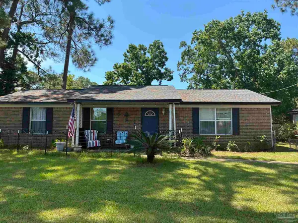 8253 El Dorado Dr, Pensacola, FL 32506