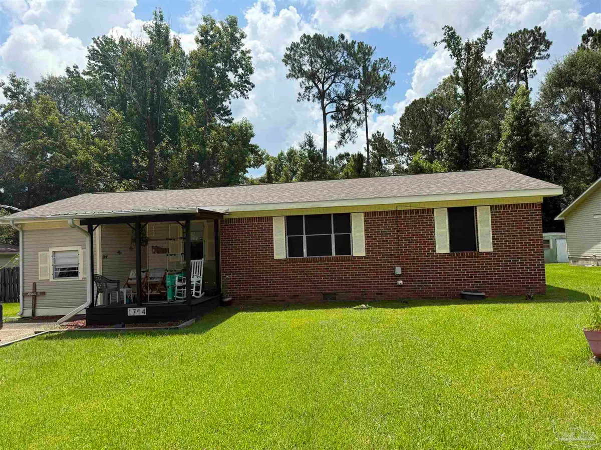 1714 Pine St, Flomaton, AL 36441 - #1