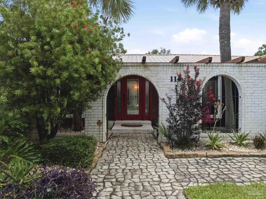 114 Fairpoint Dr, Gulf Breeze, FL 32561 - #2
